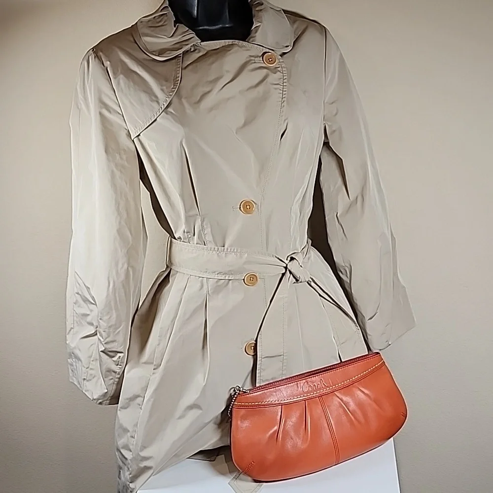 Coach Pleated Clutch - Picture 3 of 17